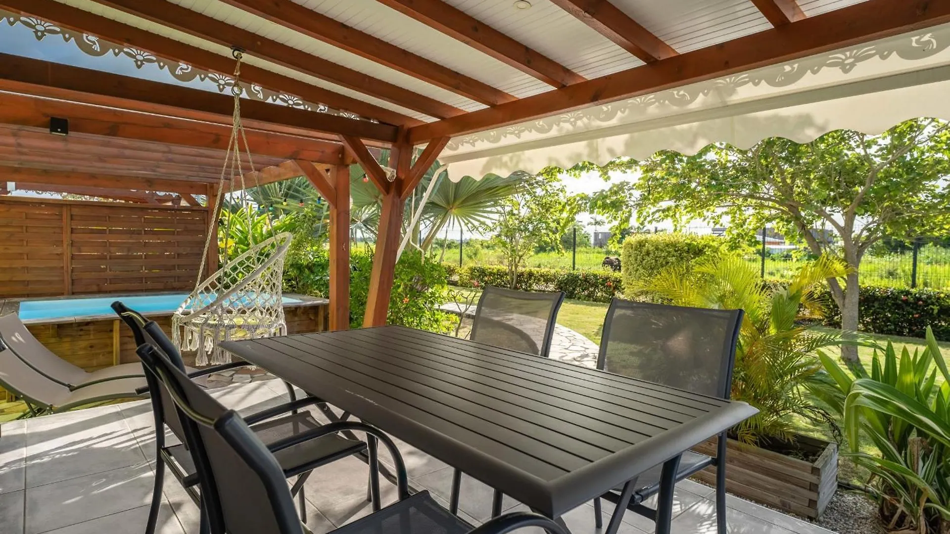 Villa Paradis Des Colibris Surgy 0*,  Guadeloupe