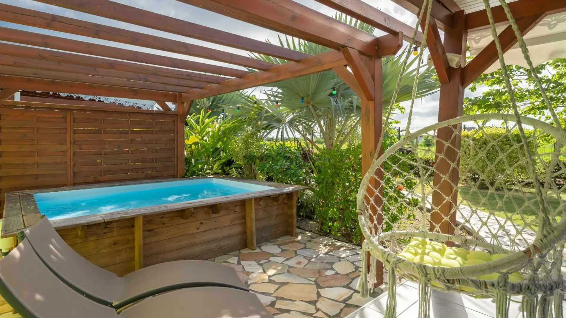 Villa Paradis Des Colibris Surgy 0*,  Guadeloupe