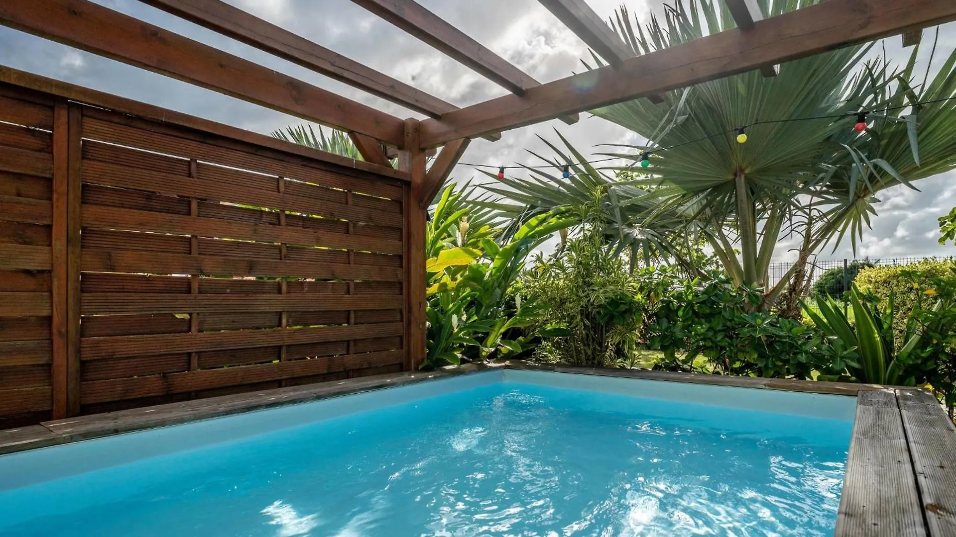 Villa Paradis Des Colibris Surgy