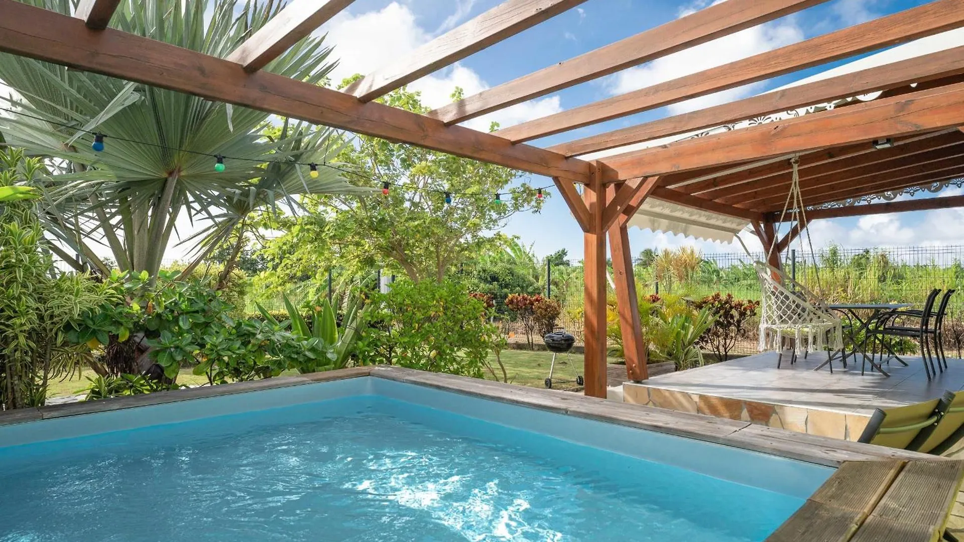 Villa Paradis Des Colibris Surgy